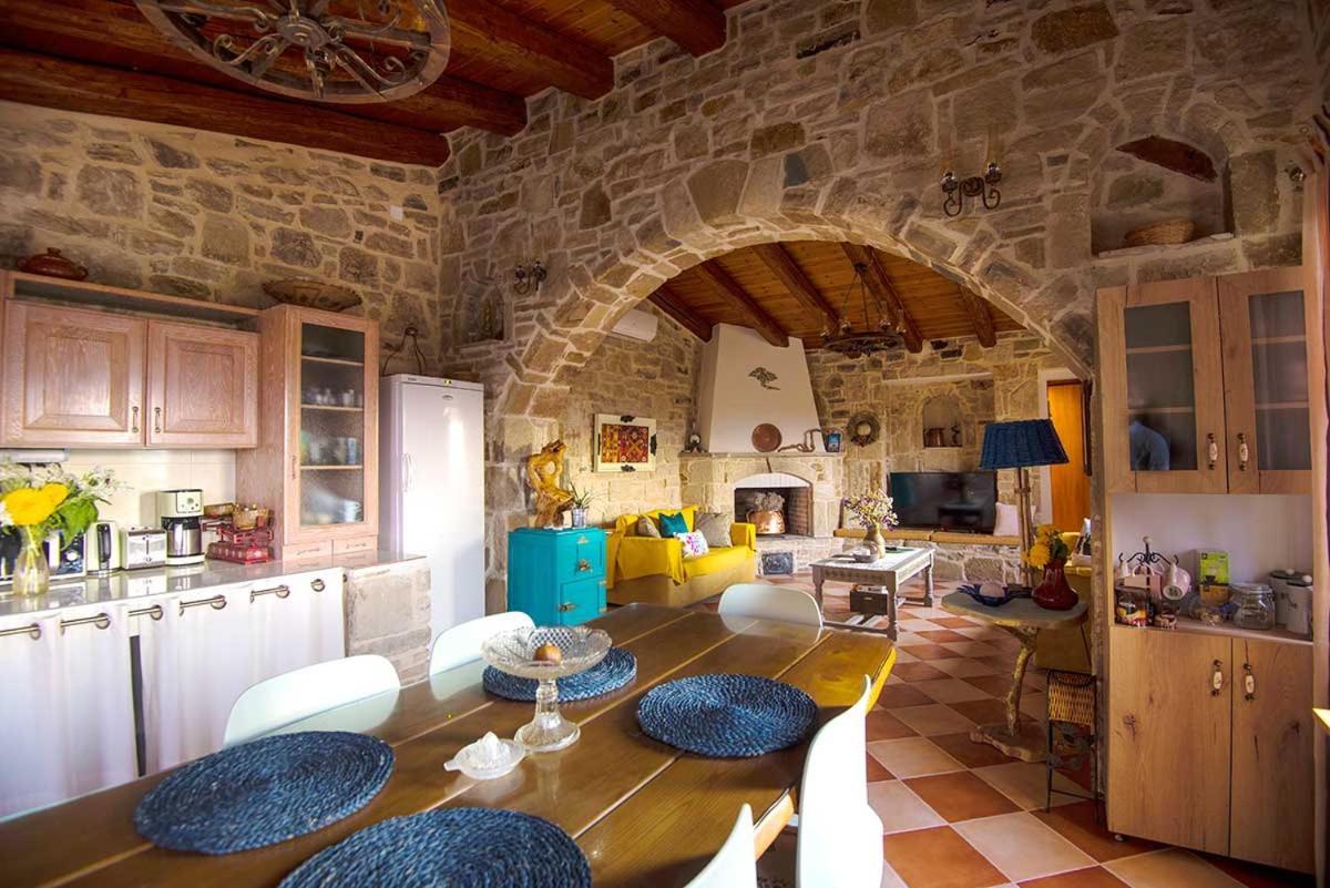 Stonehouse Olivelia - Afrathias Beach Tympaki Bagian luar foto