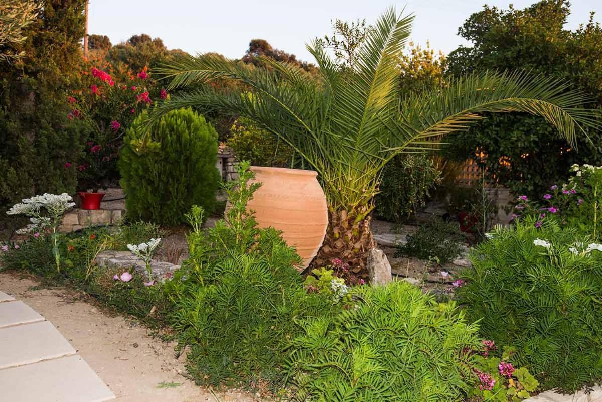 Stonehouse Olivelia - Afrathias Beach Tympaki Bagian luar foto
